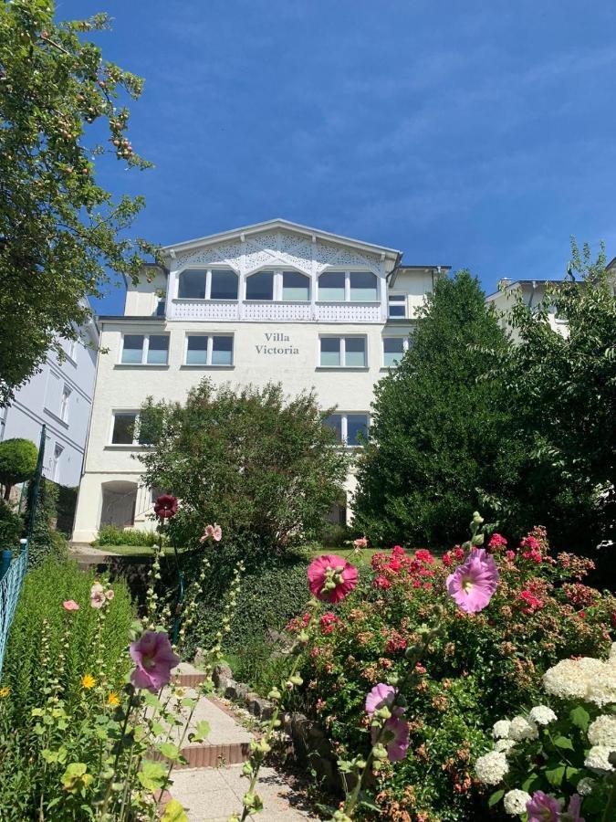 Villa Victoria Mit Meerblick 萨斯尼茨 外观 照片