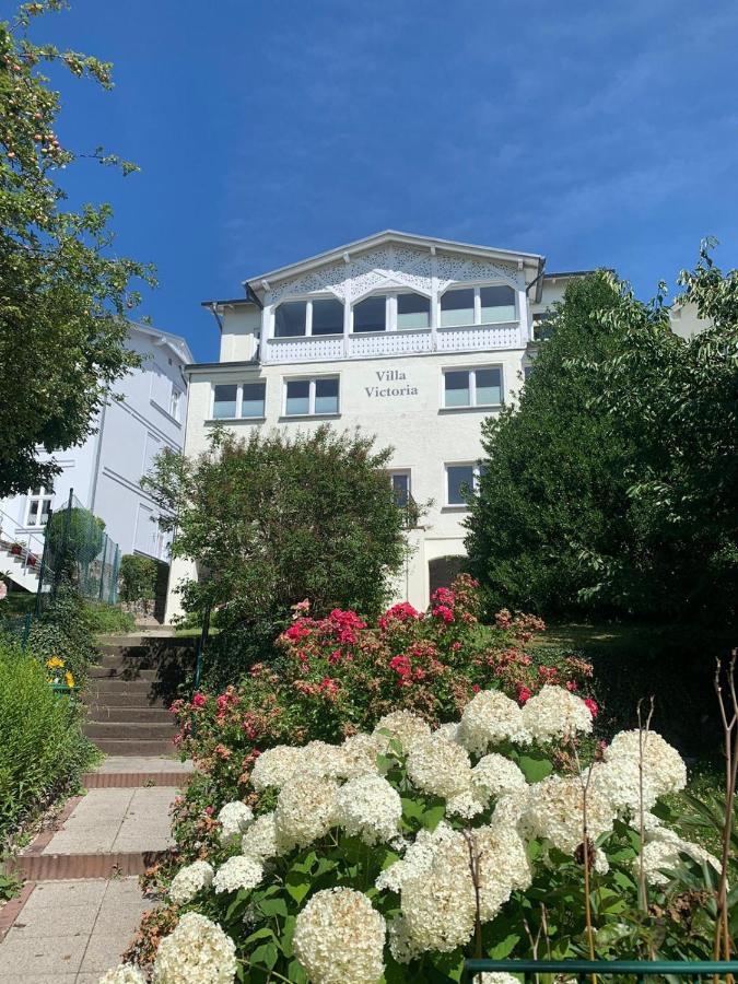 Villa Victoria Mit Meerblick 萨斯尼茨 外观 照片